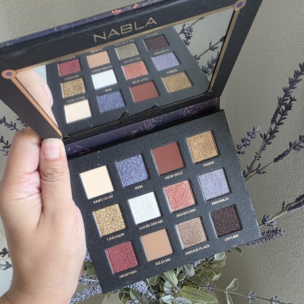 Nabla Dreamy 2 The Mystic Eyeshadow Palette